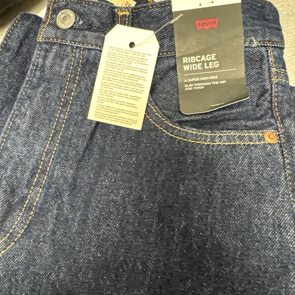 Levi's Women's Premium 26x32 Ribcage Wide Leg Shaded View Dark Wash - Picture 6 of 7